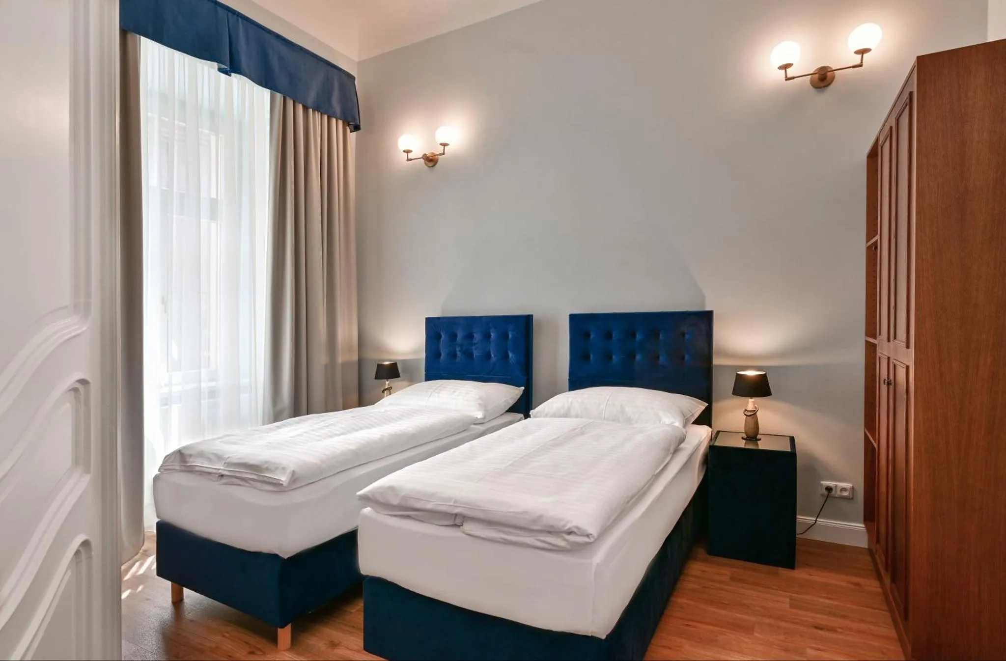 Náhled galerie Rodinné apartmá s výhledem do ulice 5