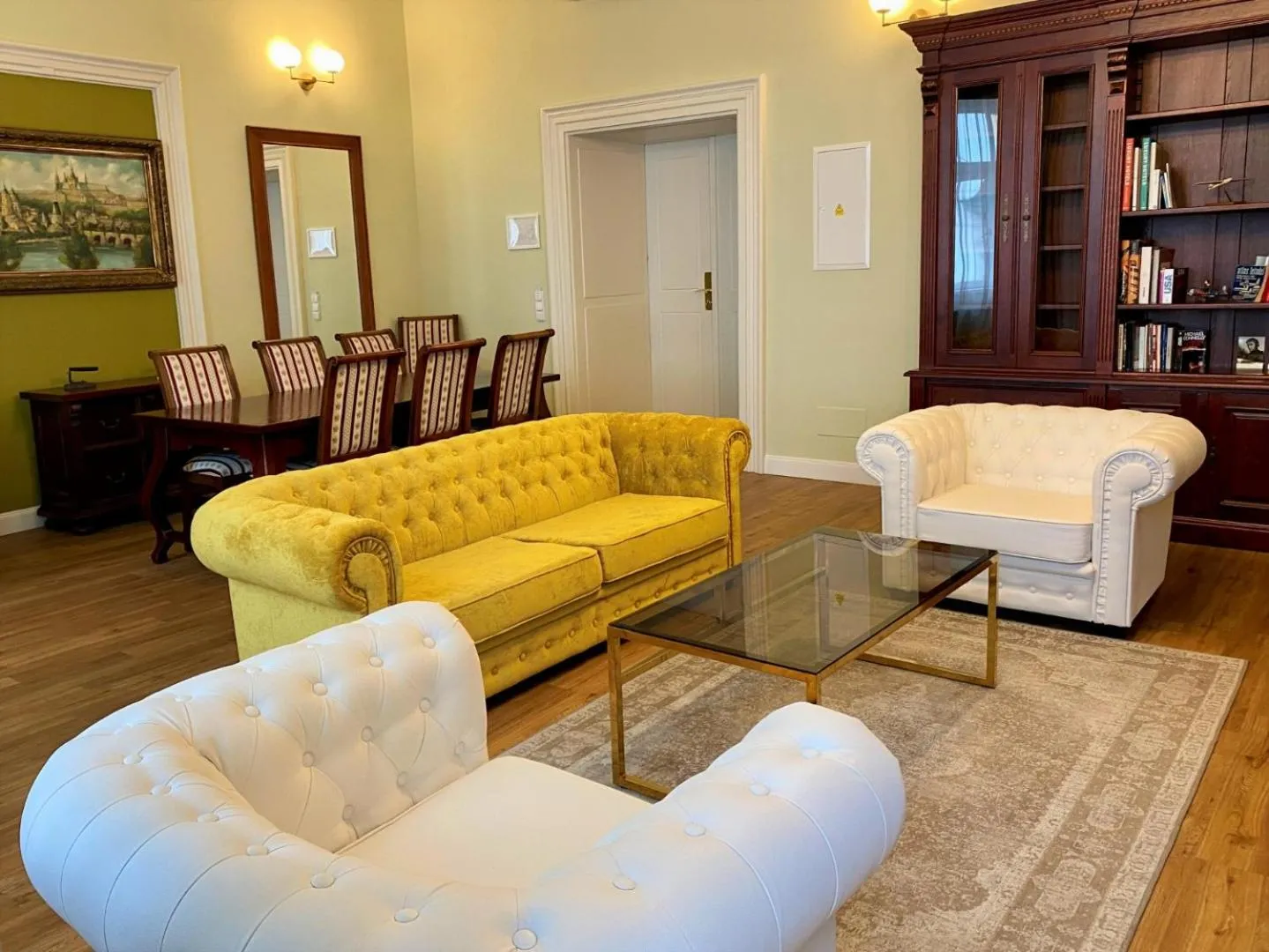 Náhled galerie Apartmá King s výhledem do ulice 4